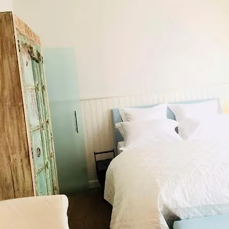 Kirisavan Bed&breakfast Bed & Breakfast Borgloon